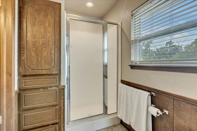 501 Queensboro Place, Yukon, OK 73099