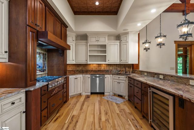 734 Placid Cove, Salem, SC 29676