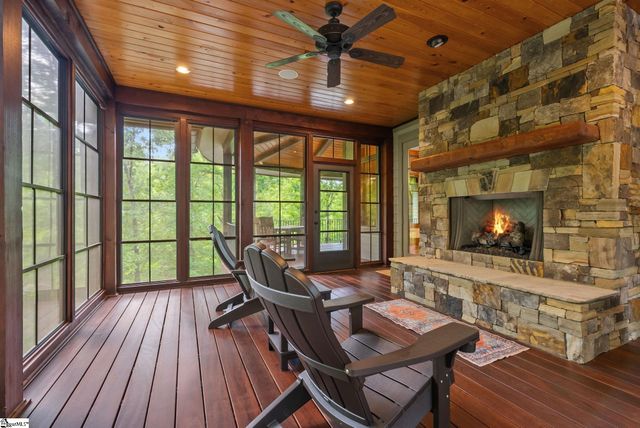 734 Placid Cove, Salem, SC 29676