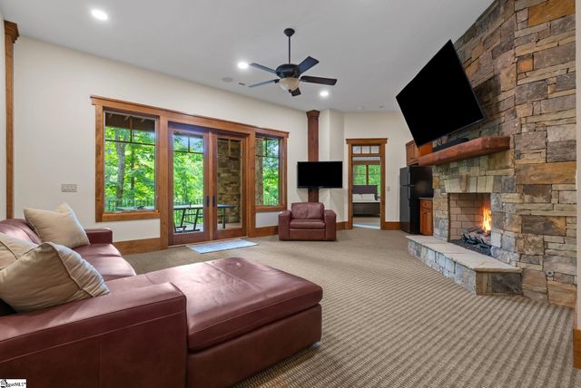 734 Placid Cove, Salem, SC 29676