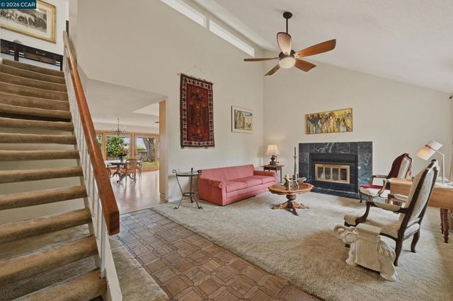 104 Gill Way, Benicia, CA 94510
