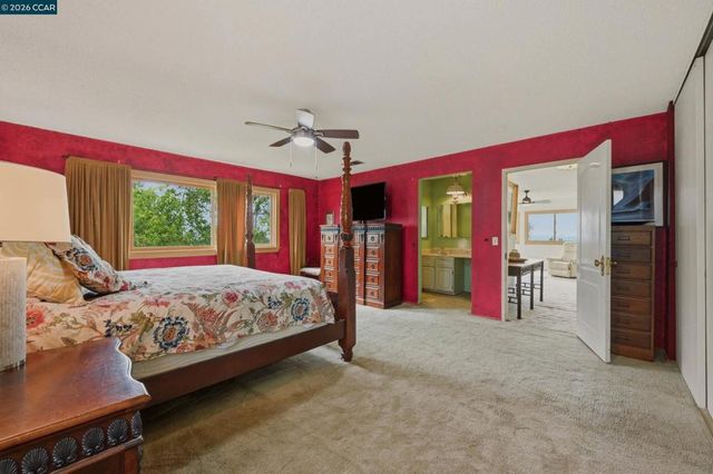 104 Gill Way, Benicia, CA 94510