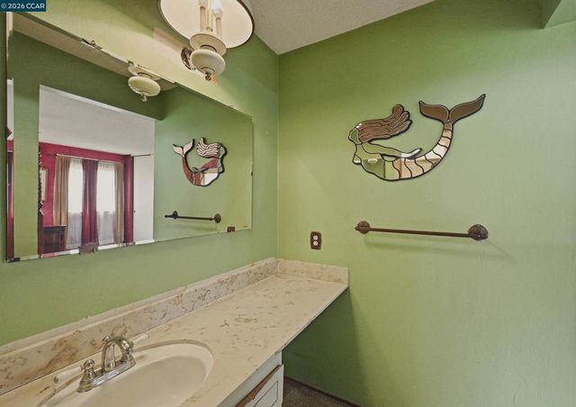 104 Gill Way, Benicia, CA 94510