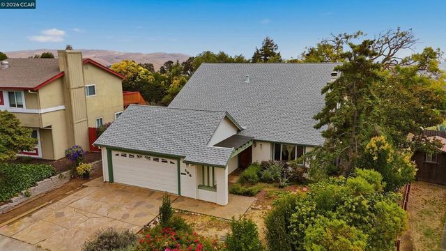 104 Gill Way, Benicia, CA 94510