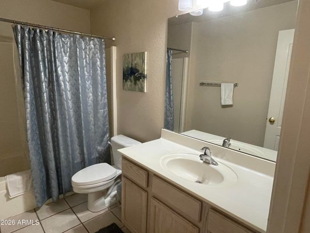 5665 W GALVESTON Street 24, Chandler, AZ 85226