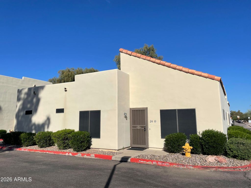 5665 W GALVESTON Street 24, Chandler, AZ 85226