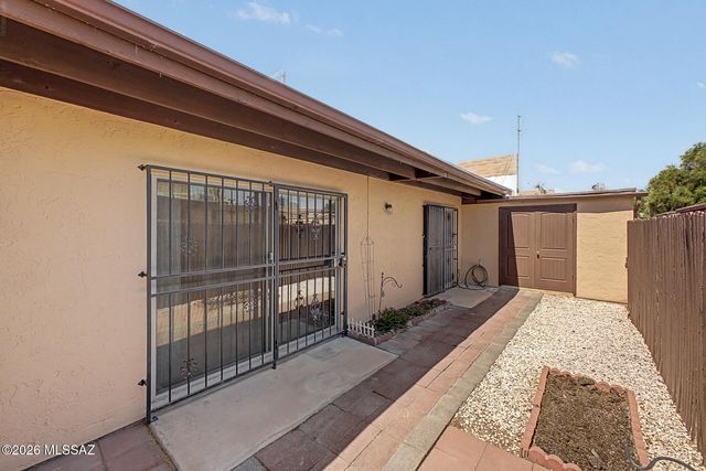 685 S Pantano Parkway, Tucson, AZ 85710