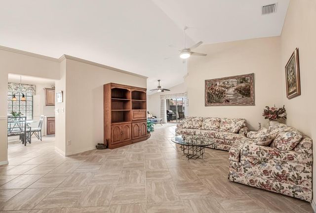 8294 Duomo Circle, Boynton Beach, FL 33472