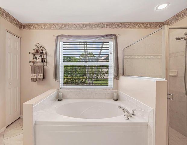 8294 Duomo Circle, Boynton Beach, FL 33472