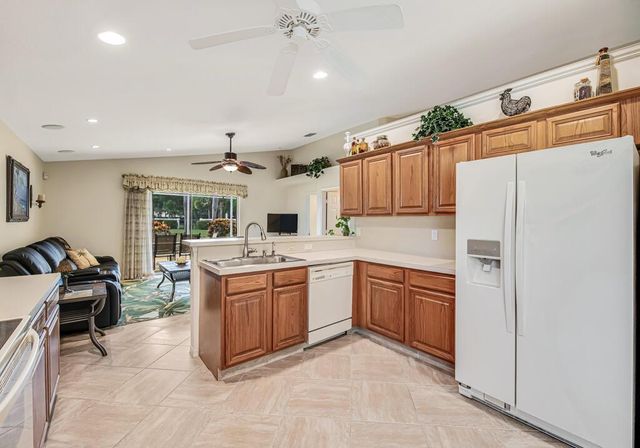 8294 Duomo Circle, Boynton Beach, FL 33472