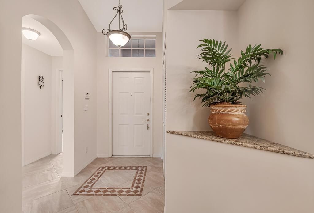 8294 Duomo Circle, Boynton Beach, FL 33472