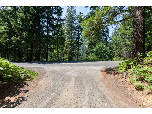 3765 DEE Hwy, Hood River, OR 97031