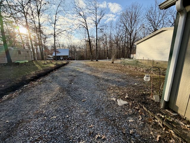 245 Powell Dr, Springville, TN 38256