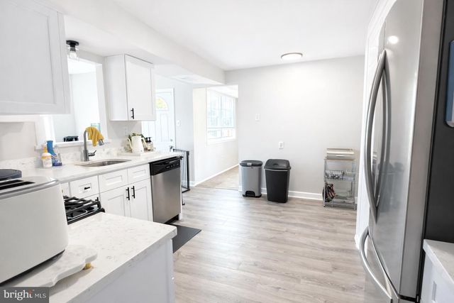 1723 KINGSWOOD PL, Clementon, NJ 08021