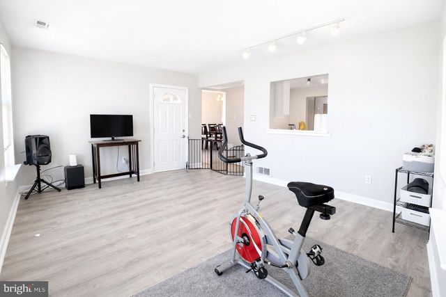 1723 KINGSWOOD PL, Clementon, NJ 08021