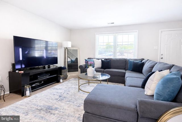 1723 KINGSWOOD PL, Clementon, NJ 08021