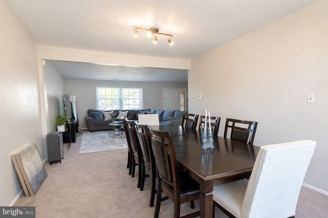 1723 KINGSWOOD PL, Clementon, NJ 08021