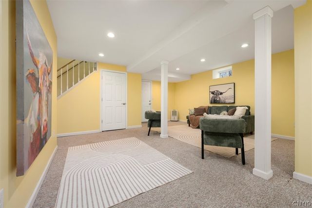 9217 Red Hill Road, New Hartford, NY 13413