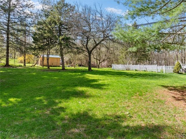 9217 Red Hill Road, New Hartford, NY 13413