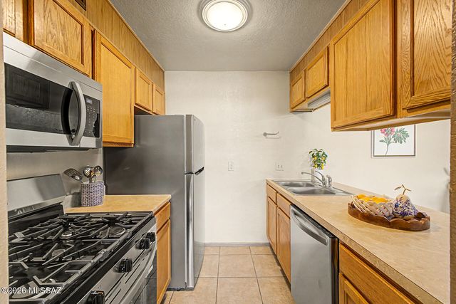 830 S Langley Avenue, Tucson, AZ 85710