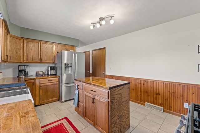 10727 95th Street, Coal Valley, IL 61240