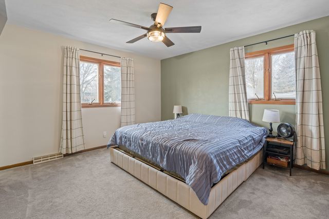 10727 95th Street, Coal Valley, IL 61240