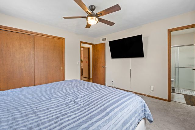 10727 95th Street, Coal Valley, IL 61240