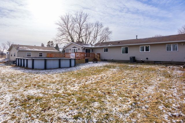 10727 95th Street, Coal Valley, IL 61240