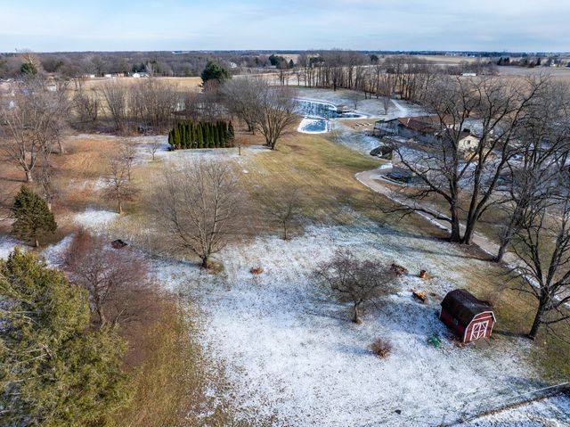 10727 95th Street, Coal Valley, IL 61240