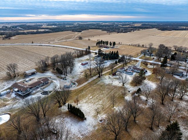 10727 95th Street, Coal Valley, IL 61240