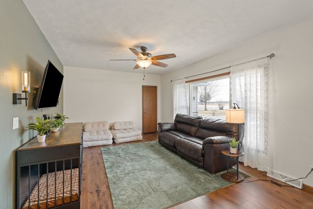 10727 95th Street, Coal Valley, IL 61240