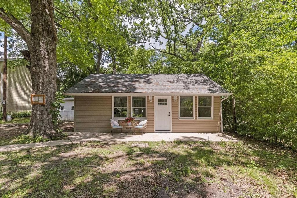 26920 97th Street, Trevor, WI 53179