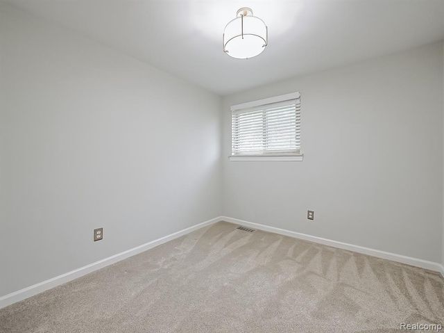 3203 Woodland Avenue, Royal Oak, MI 48073