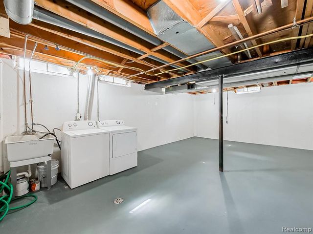 3203 Woodland Avenue, Royal Oak, MI 48073