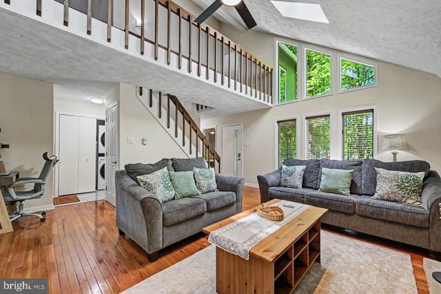 154 MOSHANNON DR, Pocono Lake, PA 18347