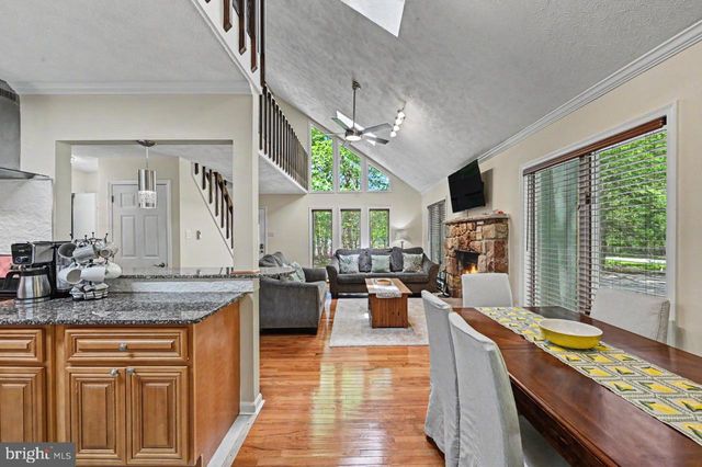 154 MOSHANNON DR, Pocono Lake, PA 18347