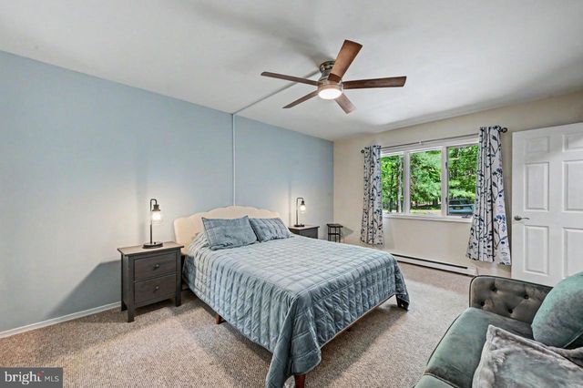 154 MOSHANNON DR, Pocono Lake, PA 18347
