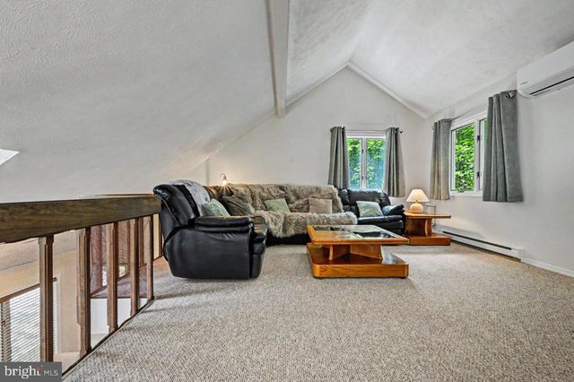 154 MOSHANNON DR, Pocono Lake, PA 18347