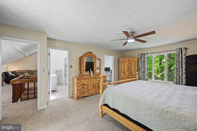 154 MOSHANNON DR, Pocono Lake, PA 18347
