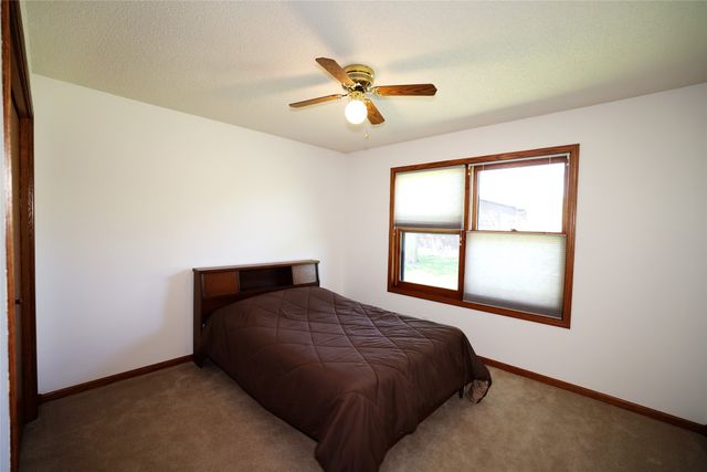 713 Edgewood Lane, Madrid, IA 50156