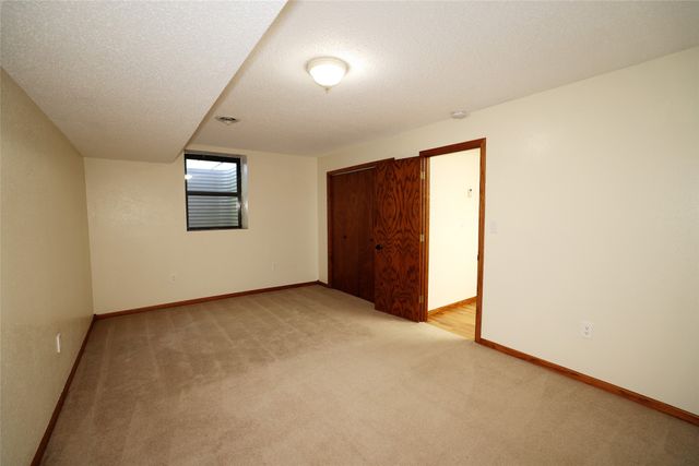 713 Edgewood Lane, Madrid, IA 50156