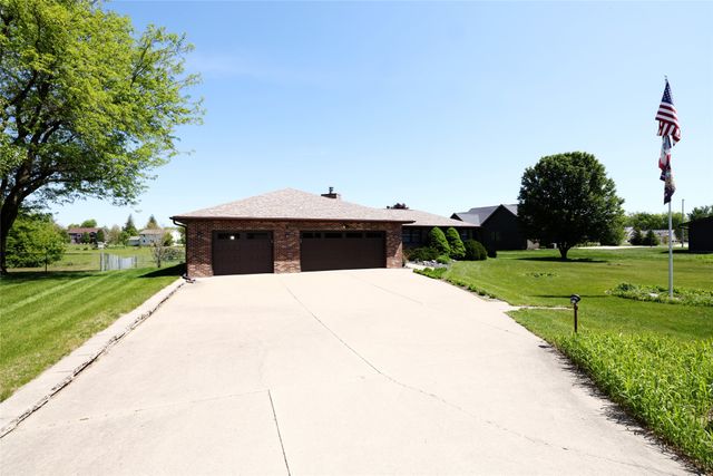 713 Edgewood Lane, Madrid, IA 50156
