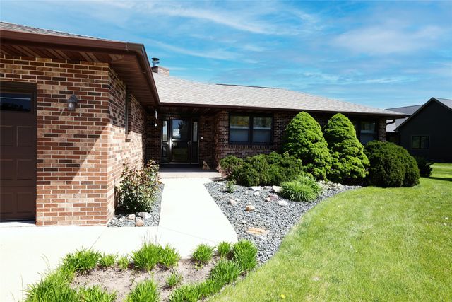 713 Edgewood Lane, Madrid, IA 50156