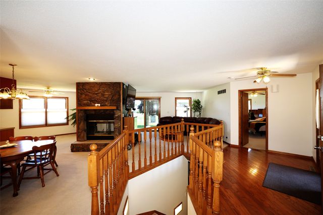 713 Edgewood Lane, Madrid, IA 50156
