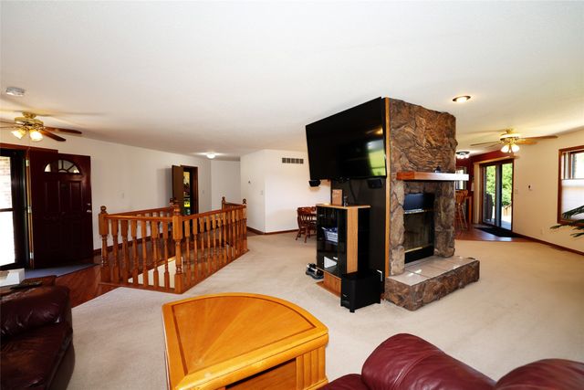 713 Edgewood Lane, Madrid, IA 50156