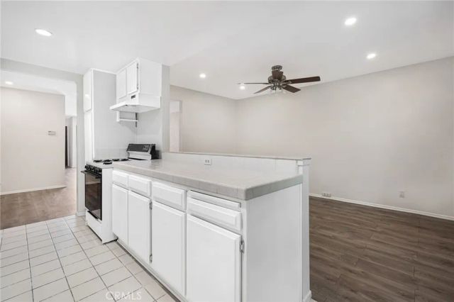 5404 Quakertown 5, Woodland Hills, CA 91364