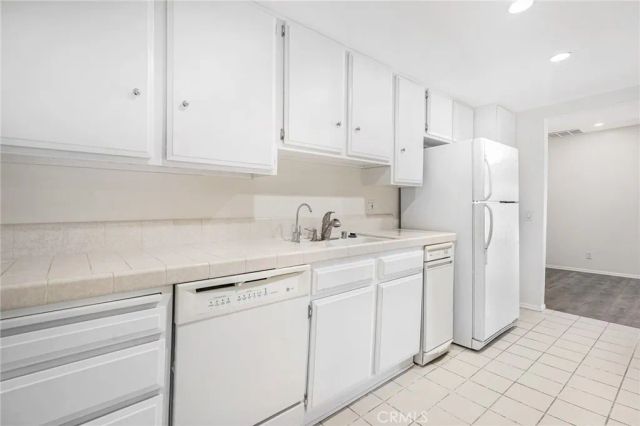 5404 Quakertown 5, Woodland Hills, CA 91364