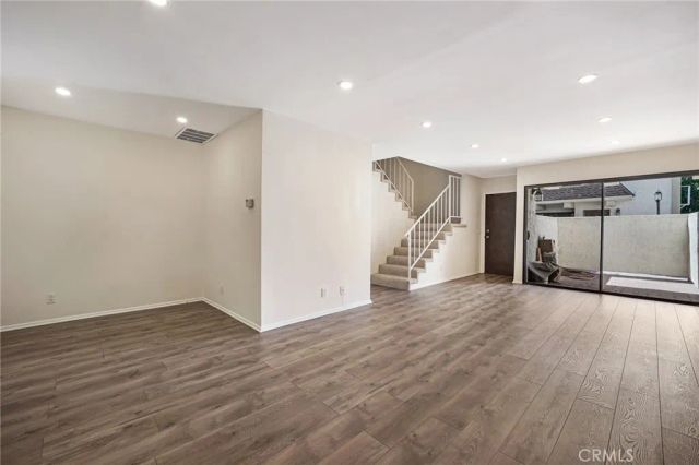 5404 Quakertown 5, Woodland Hills, CA 91364