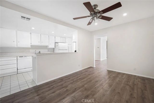 5404 Quakertown 5, Woodland Hills, CA 91364