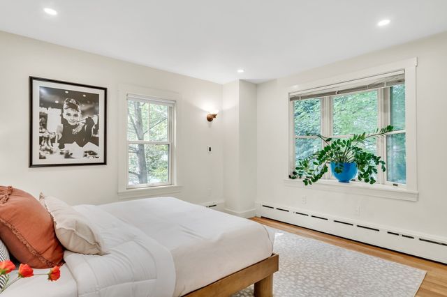 11 Sparks Street, Cambridge, MA 02138